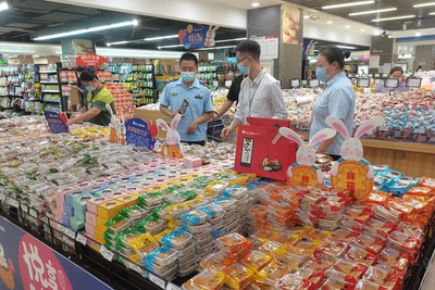 房縣市場監督管理局全力確保中秋佳節月餅市場安全