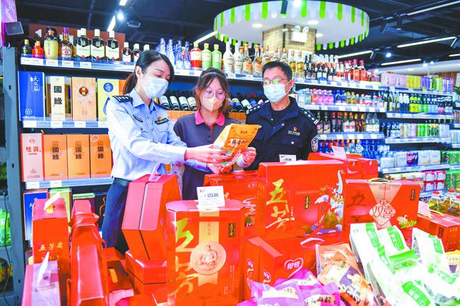 棲霞食藥環大隊端午節前食品安檢