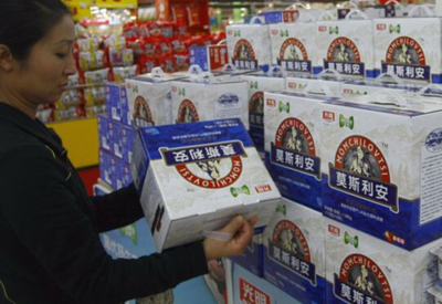 普通酸奶宣稱有保健功效 光明君樂寶被指誤導消費者