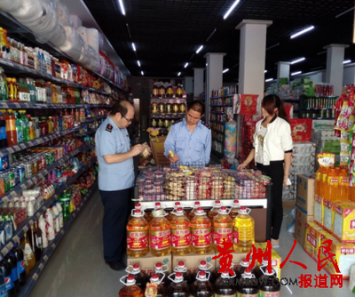 綏陽縣市場(chǎng)監(jiān)管局開展月餅市場(chǎng)專項(xiàng)檢查