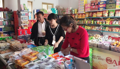 洛寧縣上戈鎮開展中秋國慶、蘋果節期間食品安全專項整治