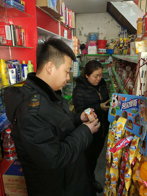 開學(xué)季,玉橋食藥所筑牢校園食品安全“防護(hù)墻”